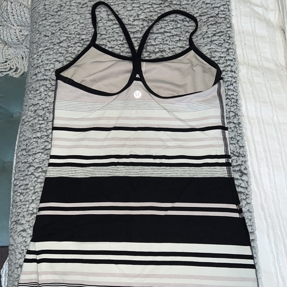 Lululemon tank - Picture 2 of 2